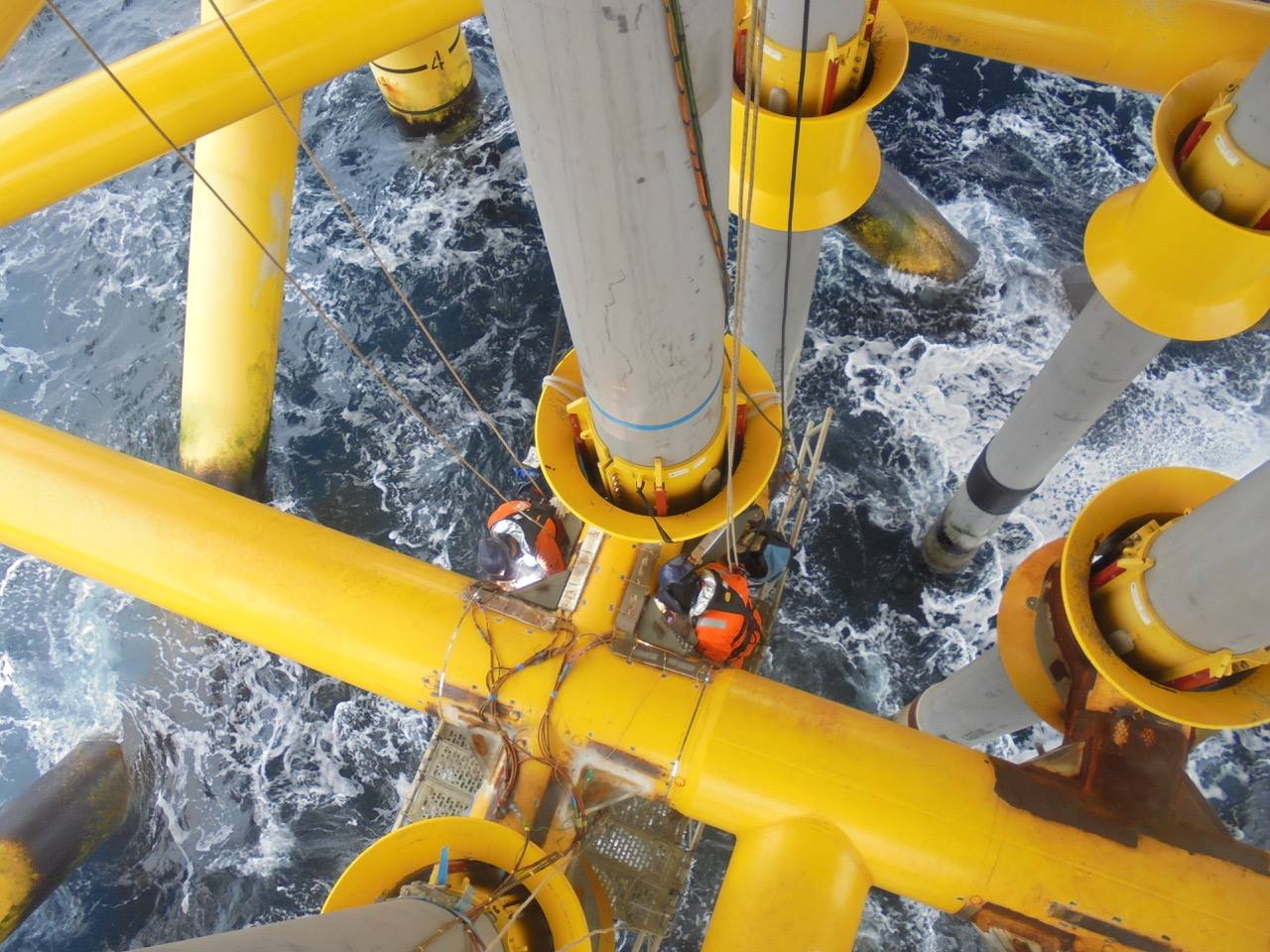 maersk oil total culzean welding caisson guides - CLIMB Partner